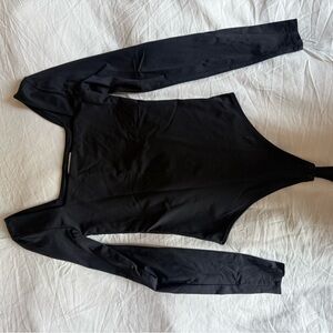 Aritzia Contour black bodysuit
